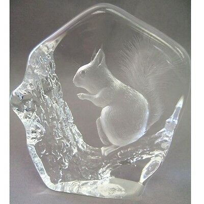 Swedish Etched Crystal Paperweight Woodland Squirrel MATS JONASSON