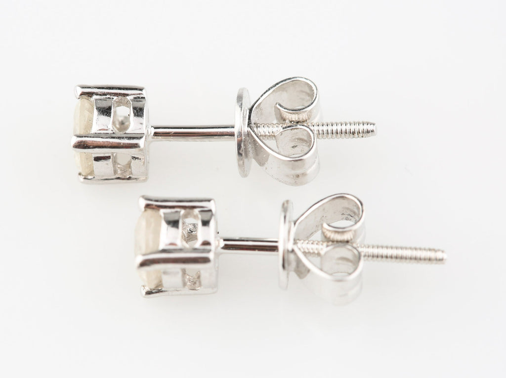 14k White Gold Round Diamond Stud Earrings TDW = 0.61 ct