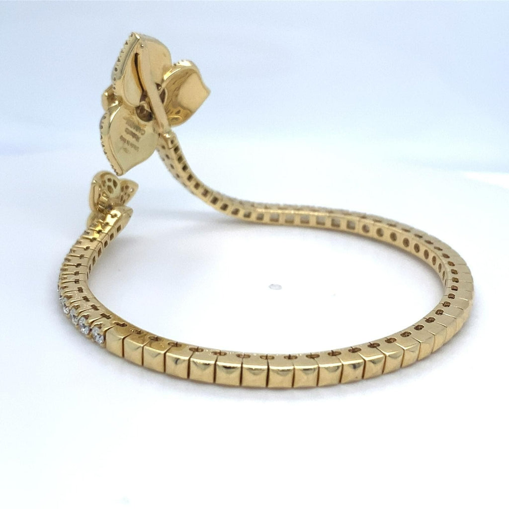 Roberto Casarin 18k Yellow Gold 1.75 ct Diamond and 3 Carved Flower MoP Bracelet
