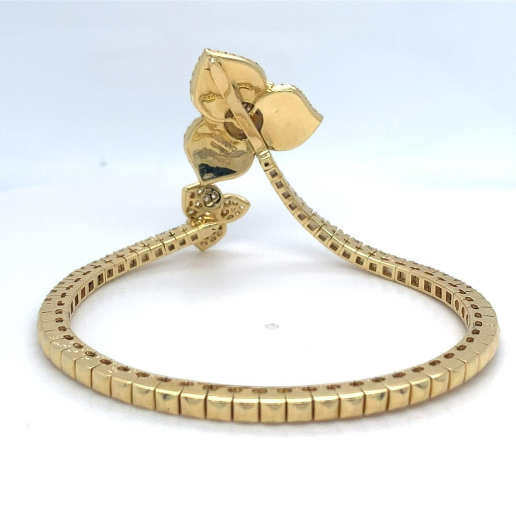 Roberto Casarin 18k Yellow Gold 1.75 ct Diamond and 3 Carved Flower MoP Bracelet