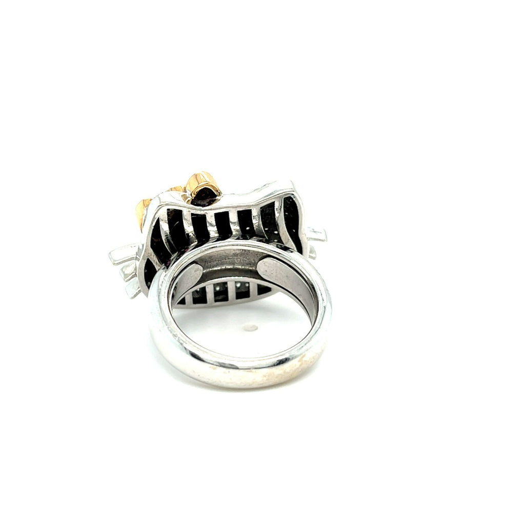 18k White Gold Happy Kitty Diamond and Ruby Ring Size: 7 14.2 grams