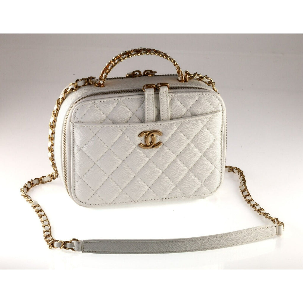 Chanel Quilted White Caviar Pick Me Up Vanity Case Gorgeous Condition!