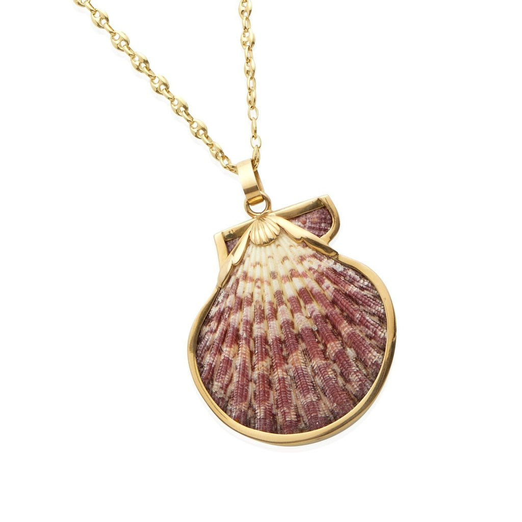 Ivana Cella Pink and White Striped Scallop Shell, Mounted in 18K yellow gold