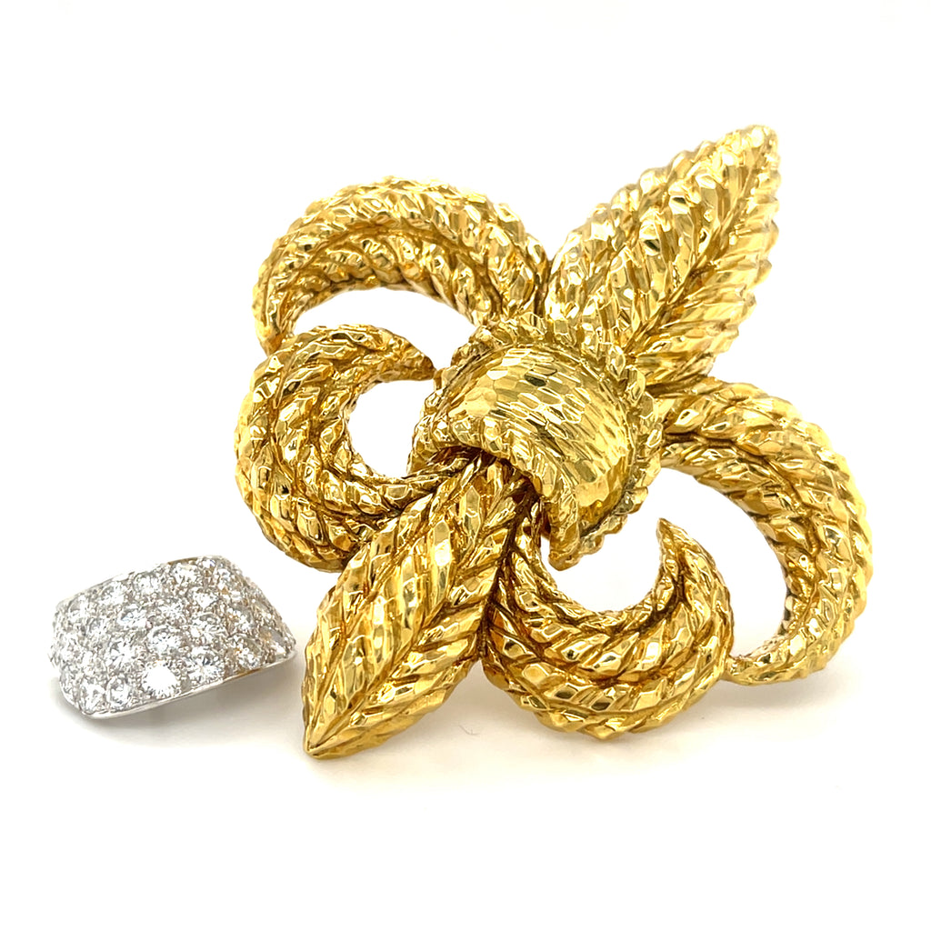 David Webb 18k Yellow Gold and Platinum 1.60 ct Diamond Fleur de Lis Brooch