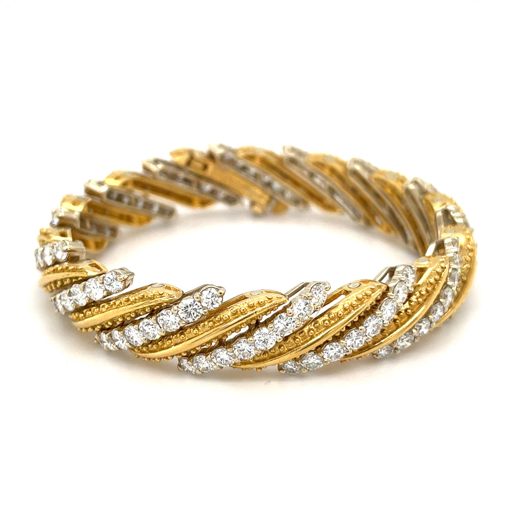 Hammerman Brothers: 18K Bi-Color Gold And Diamond Bracelet Carat Weight: 12.25c