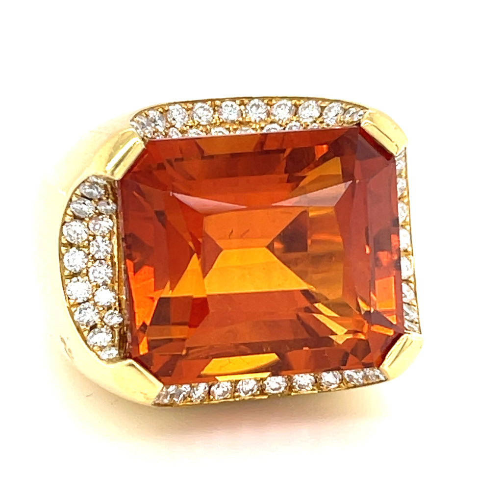 18k Yellow Gold Citrine and Diamond Heavy Ring Size 6