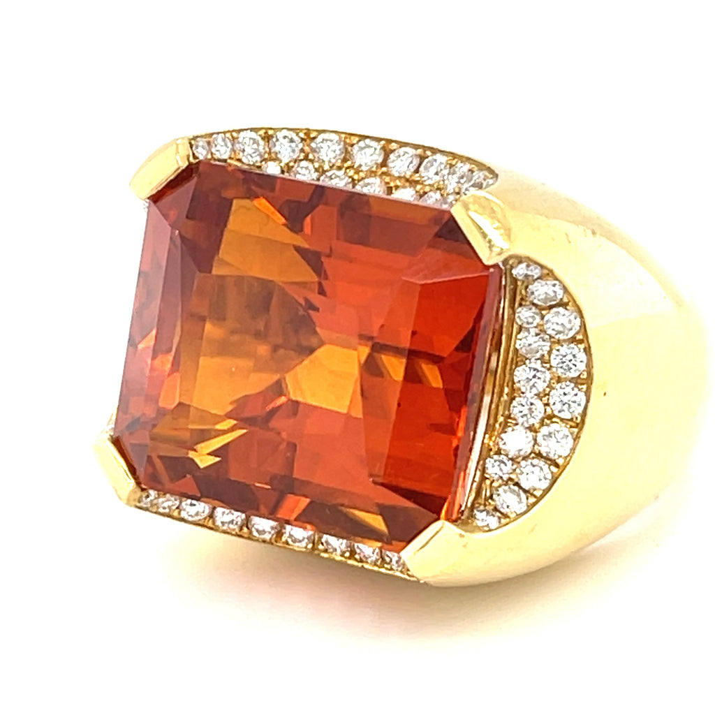 18k Yellow Gold Citrine and Diamond Heavy Ring Size 6