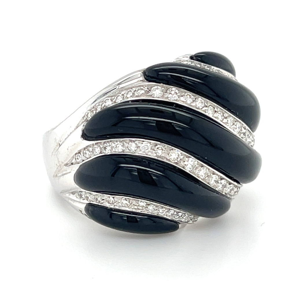 18k White Gold Onyx and Diamond Banded Plaque Ring Size 7.25