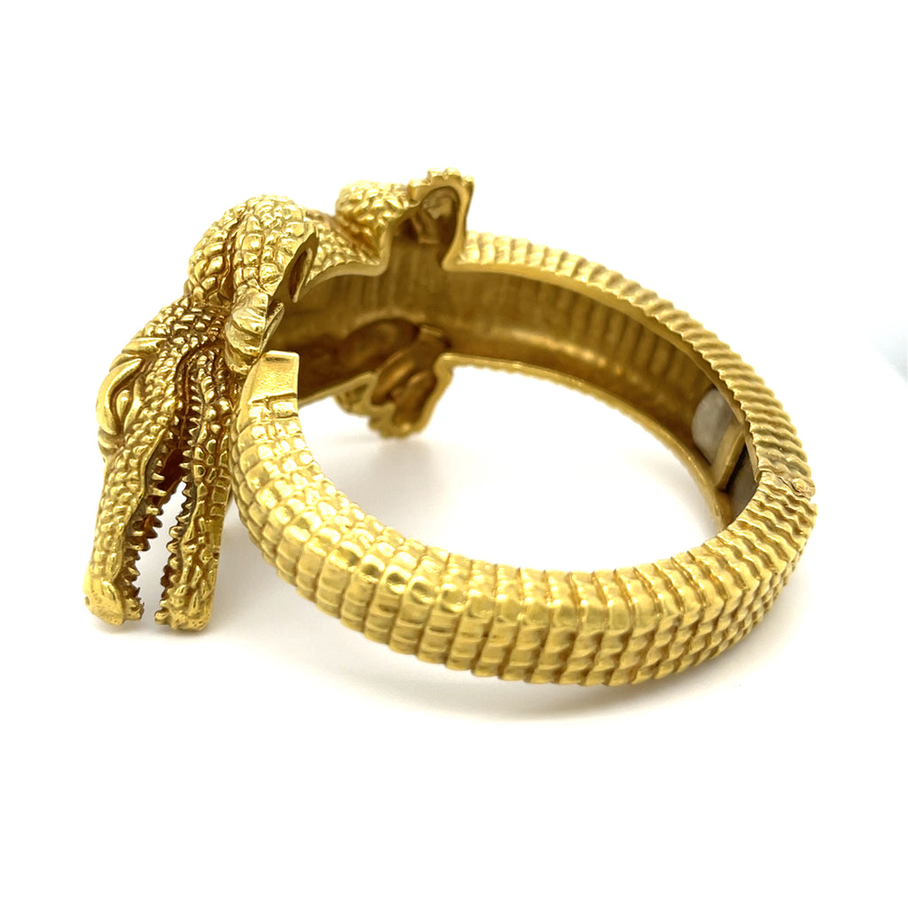 Kieselstein-Cord 18k Yellow Gold Hinged Alligator Cuff Bangle Bracelet 166.4g