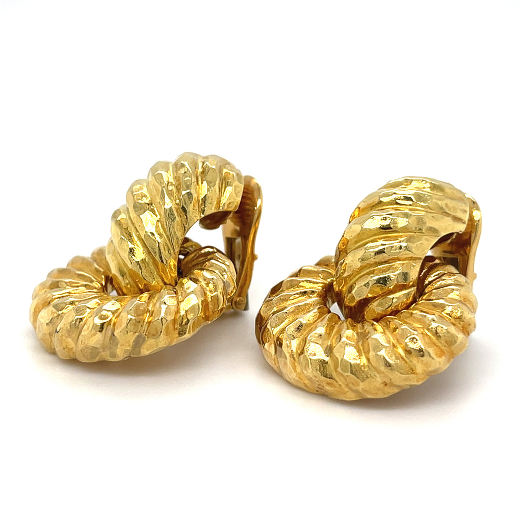 David Webb 18k Yellow Gold Hammered Doorknocker Clip-On Earrings 40.76 grams