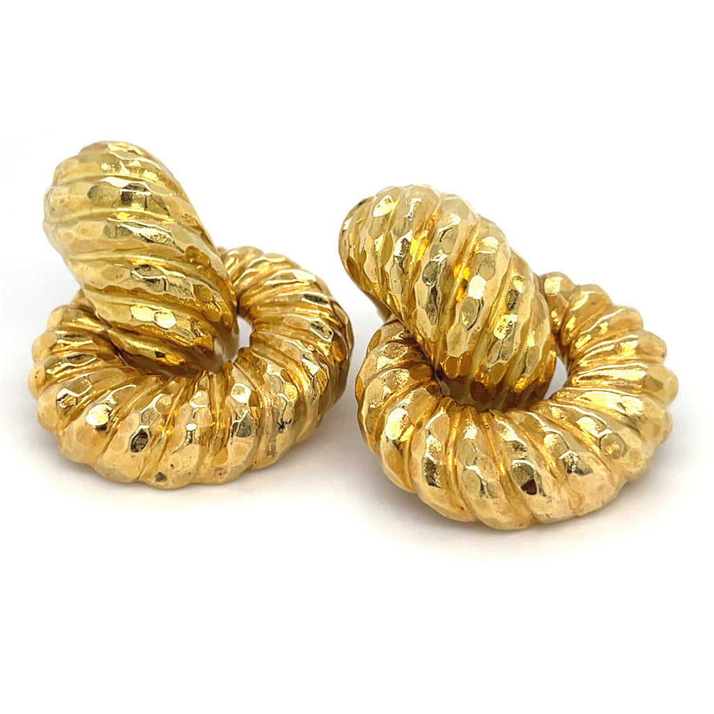 David Webb 18k Yellow Gold Hammered Doorknocker Clip-On Earrings 40.76 grams