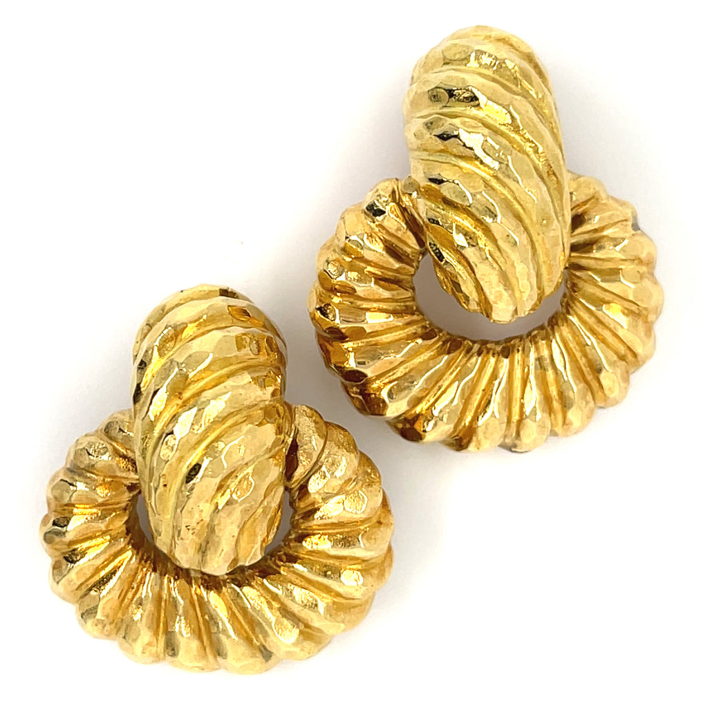 David Webb 18k Yellow Gold Hammered Doorknocker Clip-On Earrings 40.76 grams