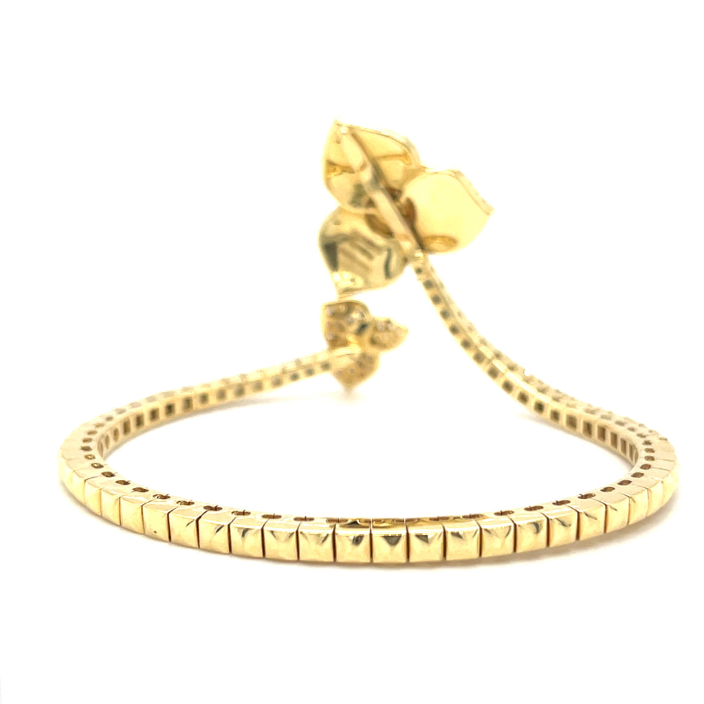 Roberto Casarin 18k Yellow Gold 1.75 ct Diamond and 3 Carved Flower MoP Bracelet