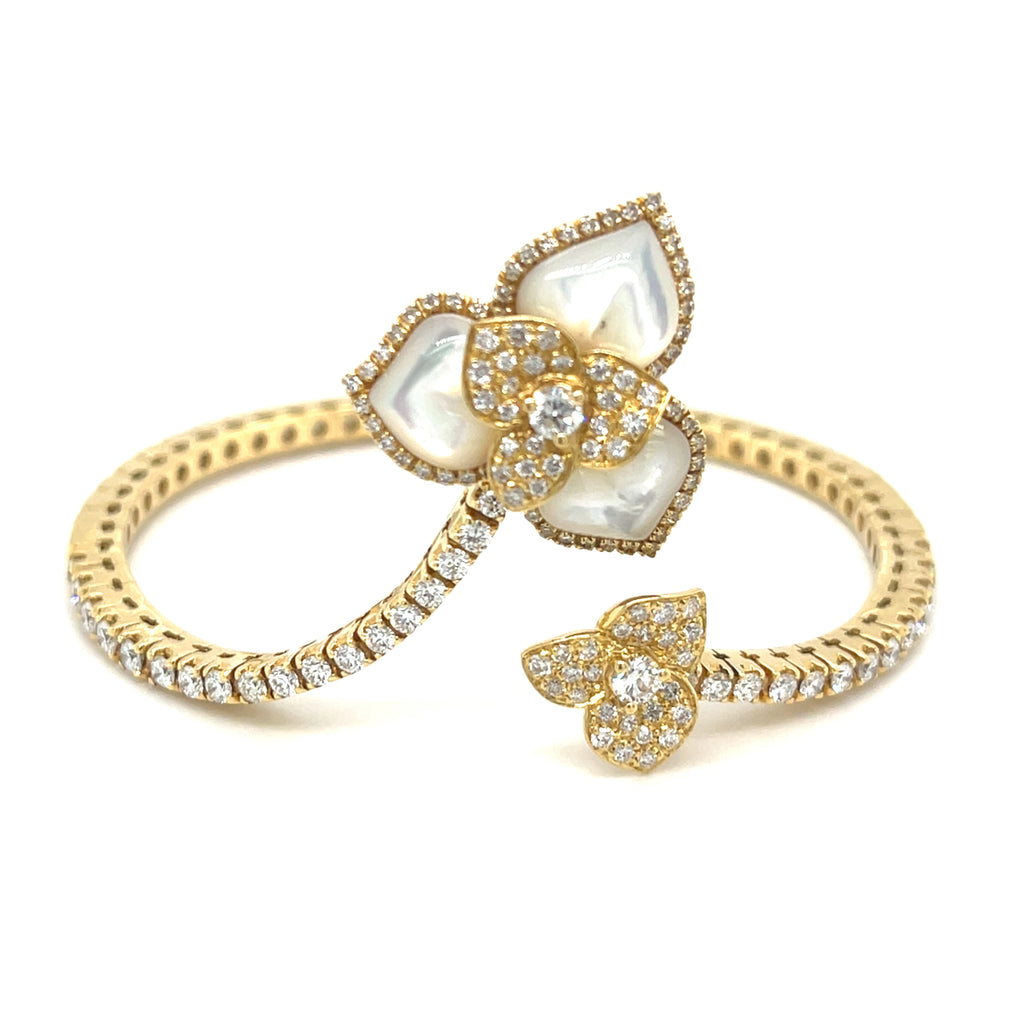 Roberto Casarin 18k Yellow Gold 1.75 ct Diamond and 3 Carved Flower MoP Bracelet