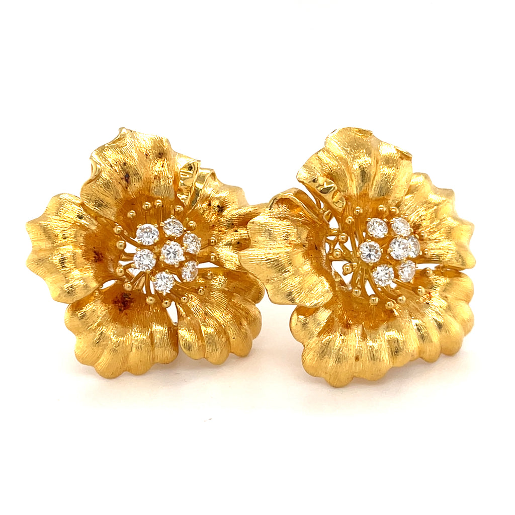 18k Yellow Gold & 0.95ct Diamonds Flower-shaped Earrings, 23.2g