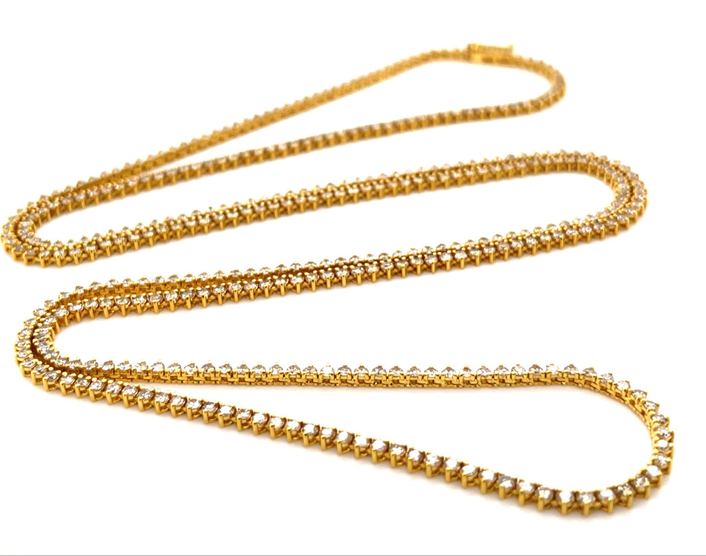 18k Yellow Gold & 7.75ct Diamond Tennis Necklace, 32 inches, 25g.