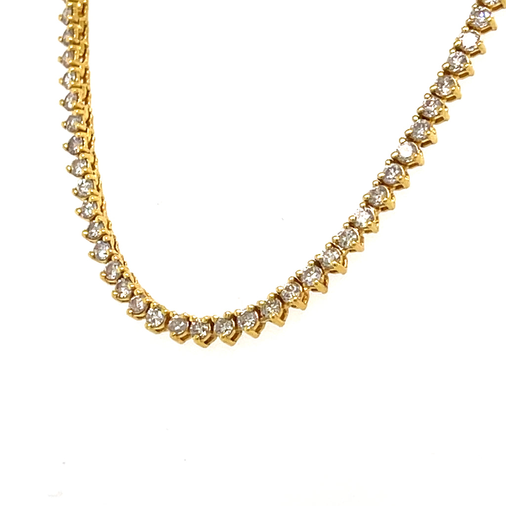 18k Yellow Gold & 7.75ct Diamond Tennis Necklace, 32 inches, 25g.