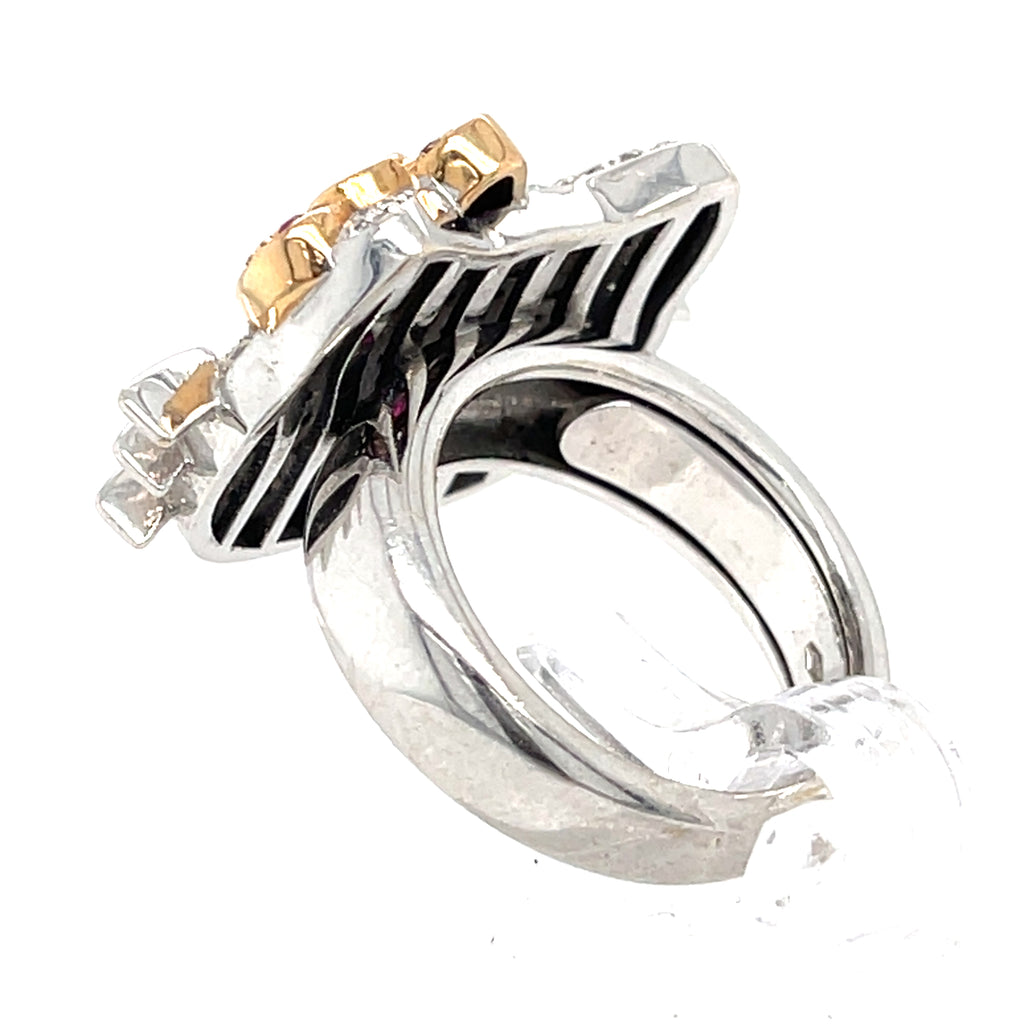 18k White Gold Happy Kitty Diamond and Ruby Ring Size: 7 14.2 grams