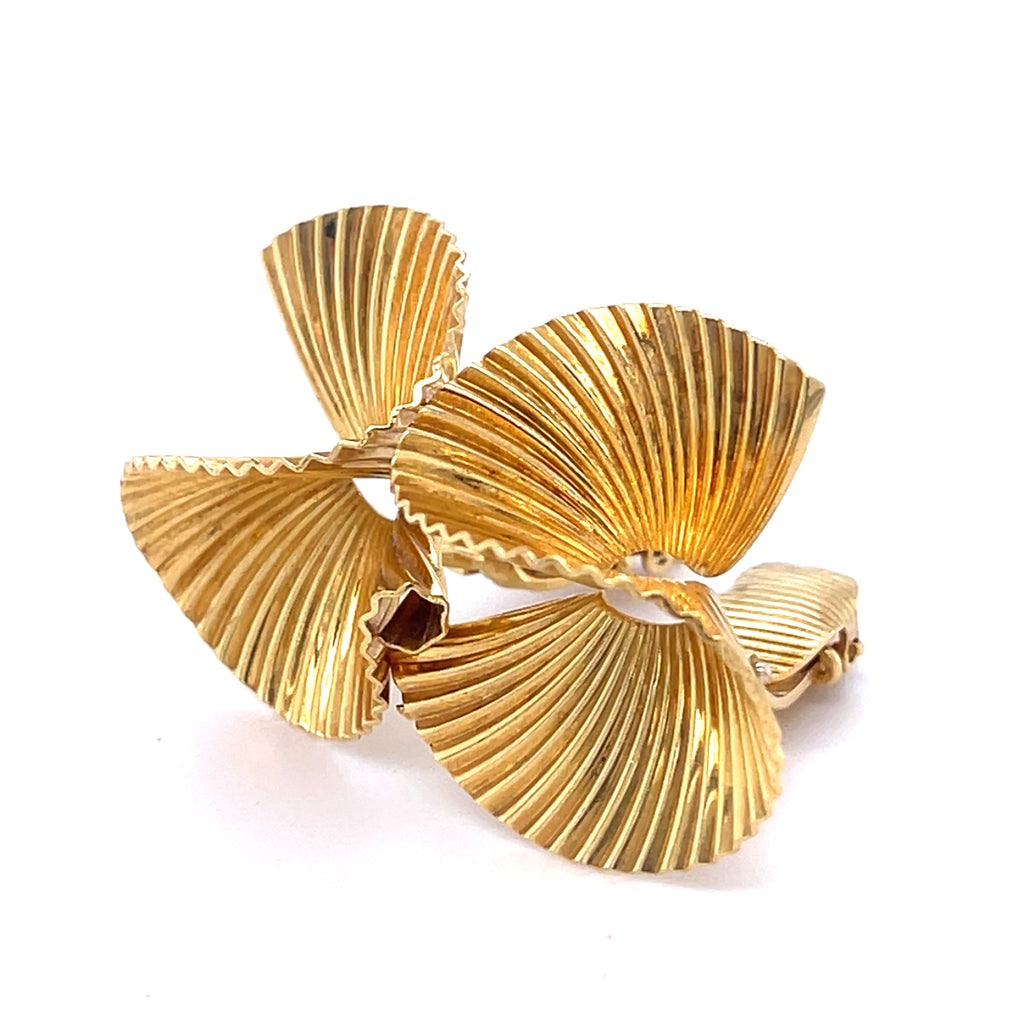 Tiffany & Co. 18k Yellow Gold Vintage Ruffle Ear Clips 1960s