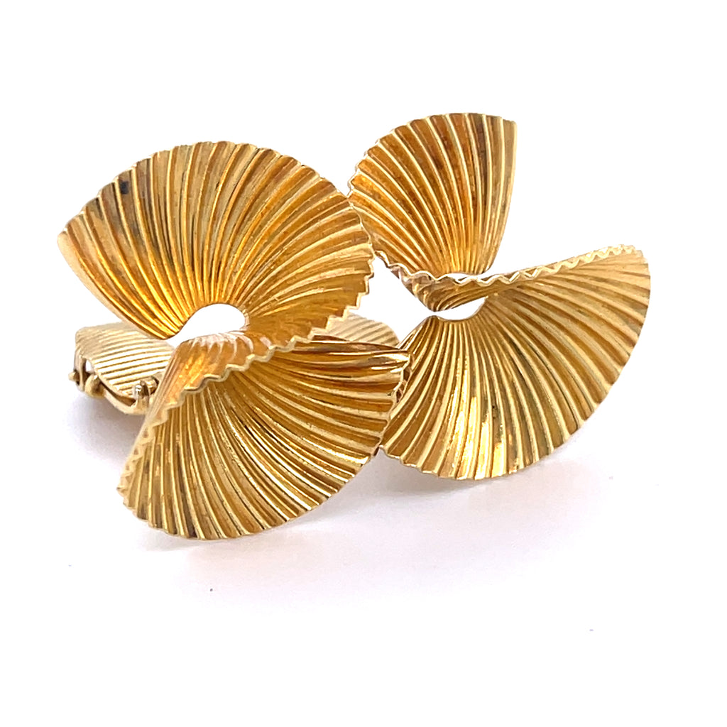 Tiffany & Co. 18k Yellow Gold Vintage Ruffle Ear Clips 1960s