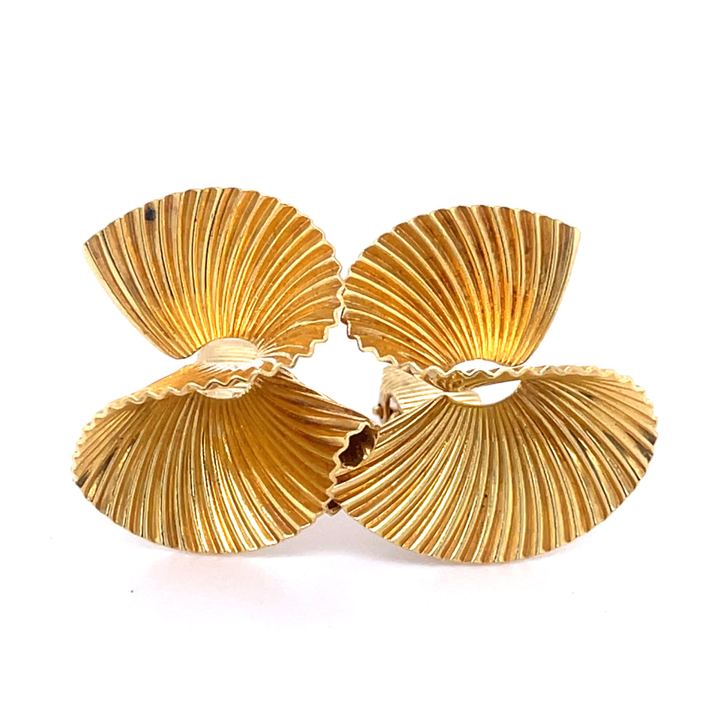 Tiffany & Co. 18k Yellow Gold Vintage Ruffle Ear Clips 1960s