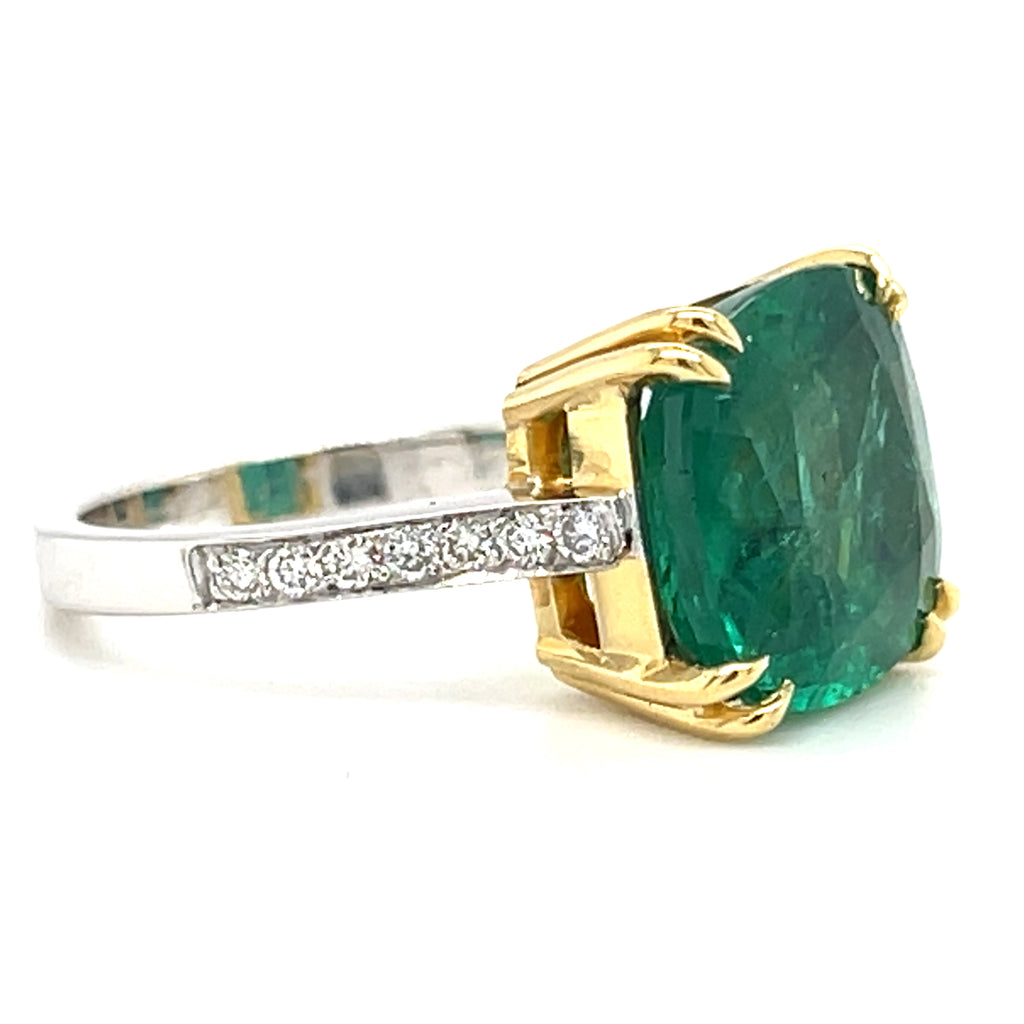 18k Two Tone Gold 6.15 ct Emerald Solitaire Ring with Diamond Accents Size 6.25