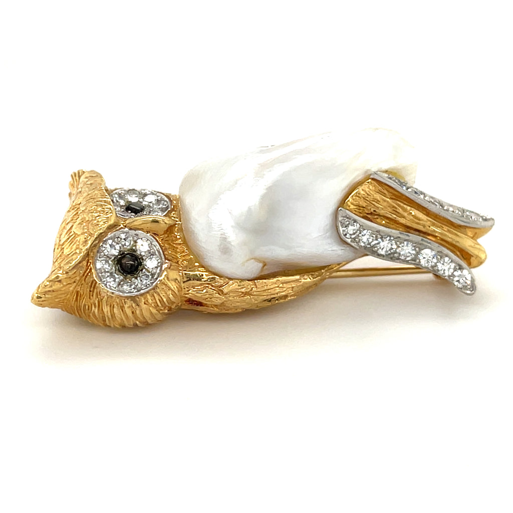 Ruser 18k Yellow Gold Freshwater Cultured Pearl Owl Brooch 0.60 ct Diamond
