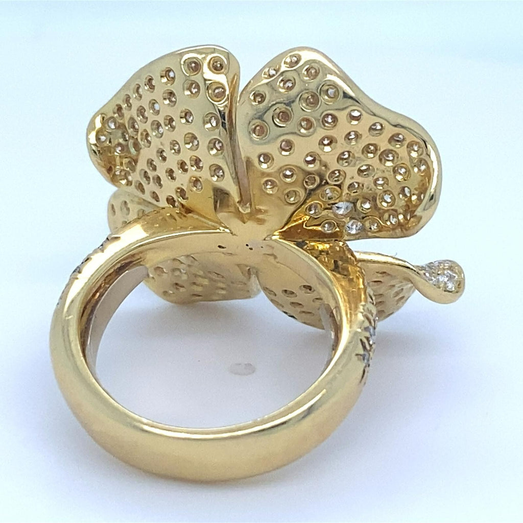 Roberto Casarin 18k Yellow Gold Appx 2.57 ct Diamond Pearl Flower Ring Size 6.5