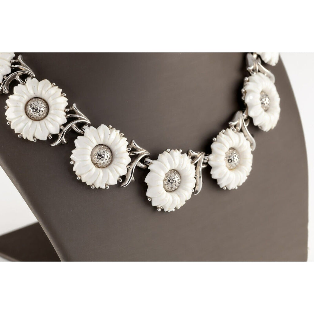 Trifari Lucite Sunflower Silvertone Vintage Costume Jewelry Necklace