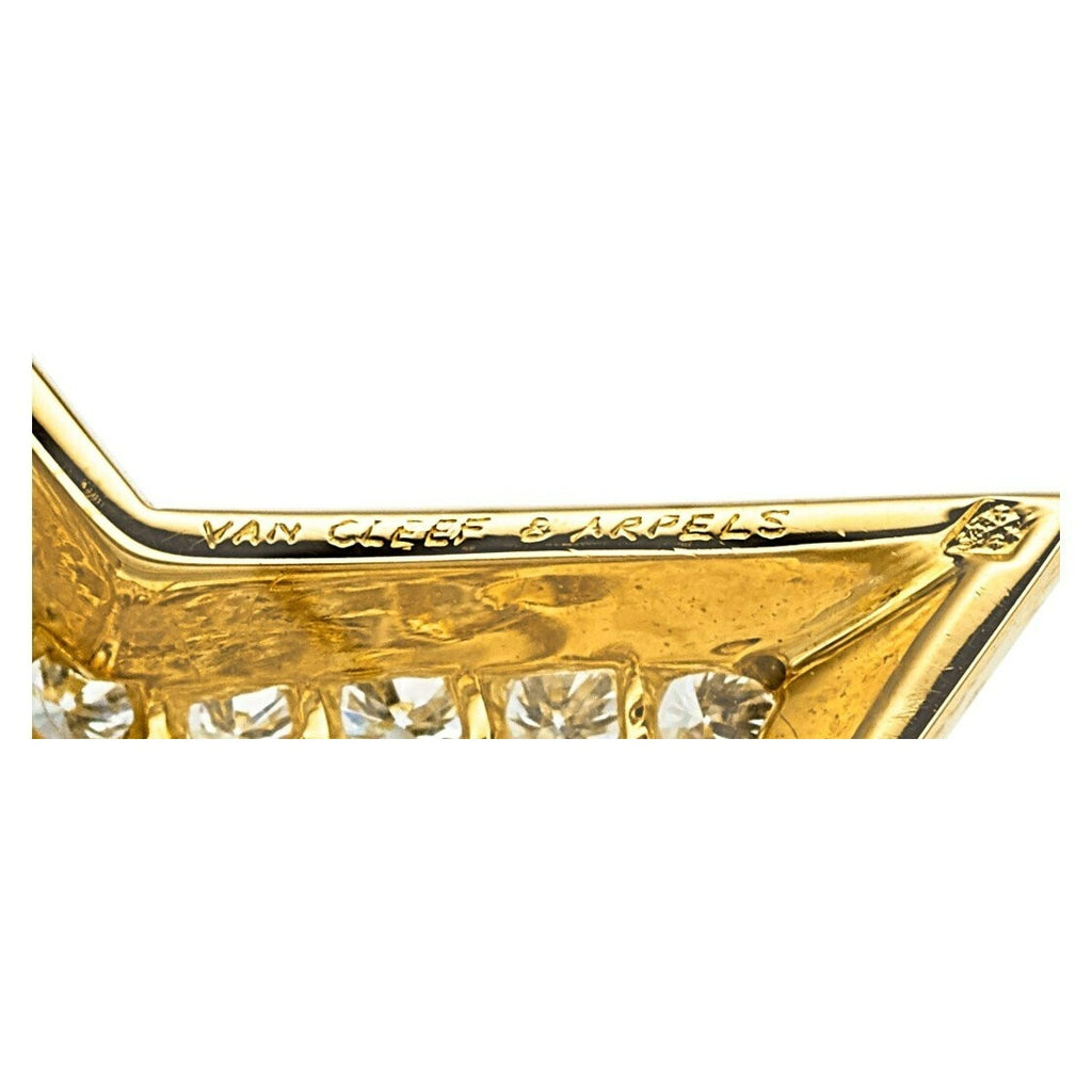 Van Cleef & Arpels 18k Yellow Gold 3.86 ct Diamond Pendant-Brooch Star-Shape