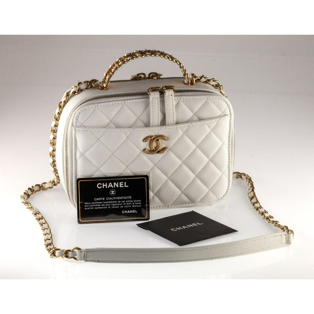 Chanel Quilted White Caviar Pick Me Up Vanity Case Gorgeous Condition!