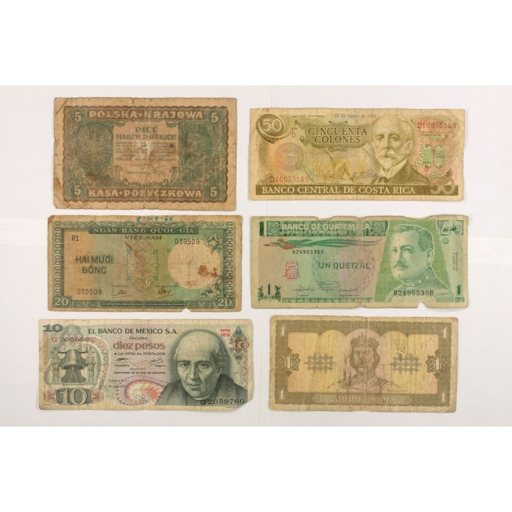World Banknotes. 70 Notes From Europe, Asia, Central & South America.