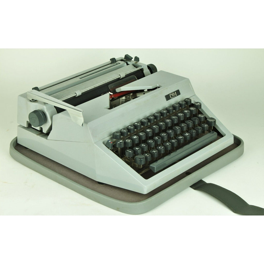 Model 30 Erika / CBM German Typewriter 1967 Serial No. 4192921