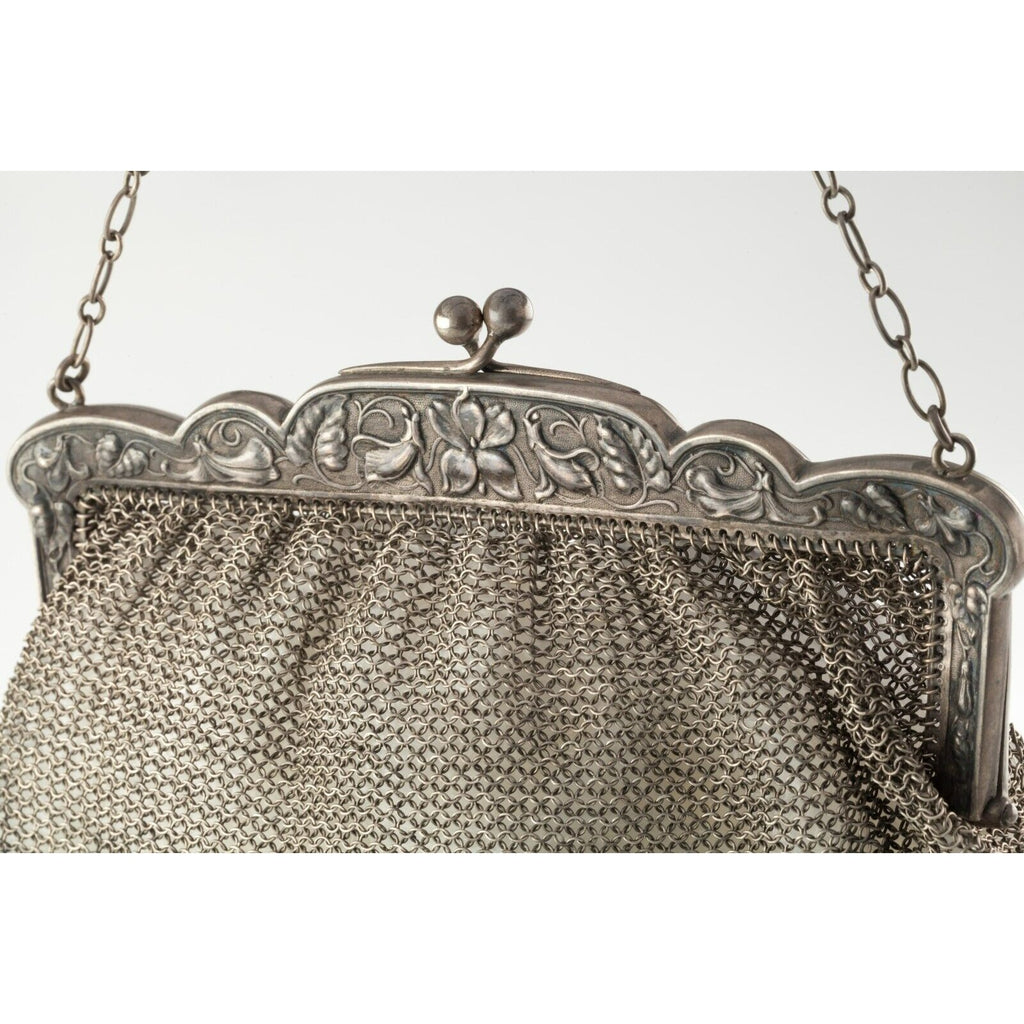 Vintage Sterling Silver Mesh Purse With Flora Pattern on Clasp and Chain Handle