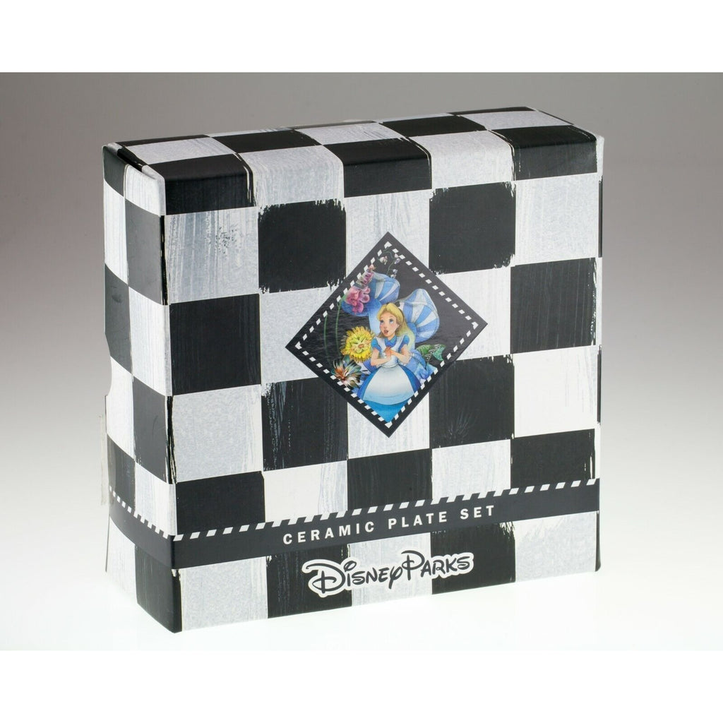 Disney Parks Alice in Wonderland Set of 4 Ceramic Plates in Original Box Nice!