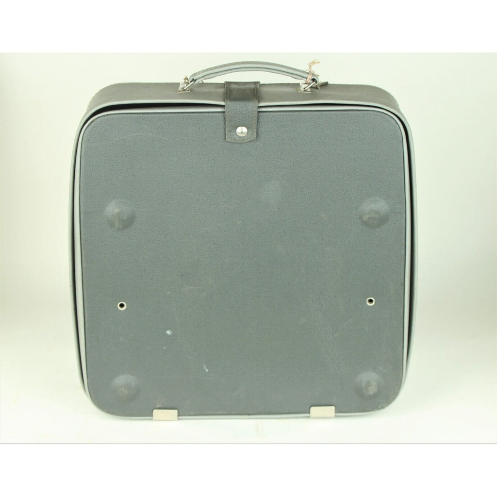 Model 30 Erika / CBM German Typewriter 1967 Serial No. 4192921