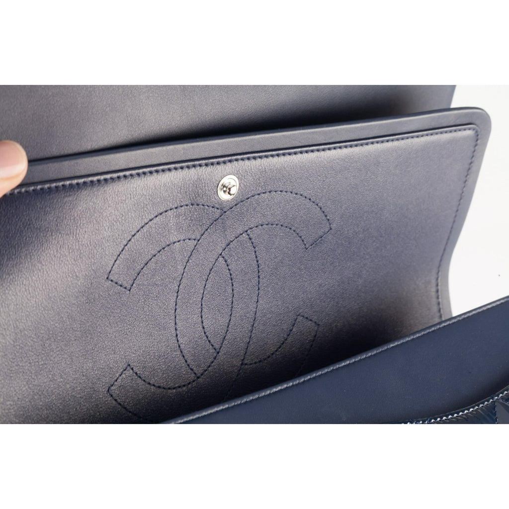 Chanel Jumbo Flap Bag Navy Blue Patent Leather 14B Box, Dust Bag, Card A58600