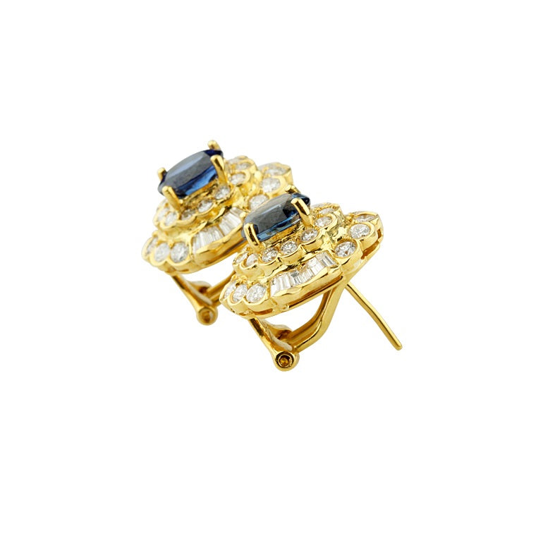 18k Gold Oval Sapphire Huggie Earrings with Double Diamond Bezel TCW = 4 Cts