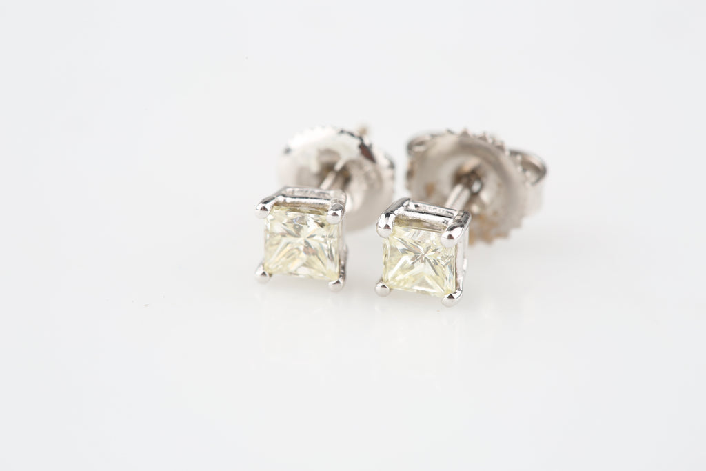 Gorgeous 0.69 TCW Princess Cut Stud Earrings in 14k White Gold with Screw Backs