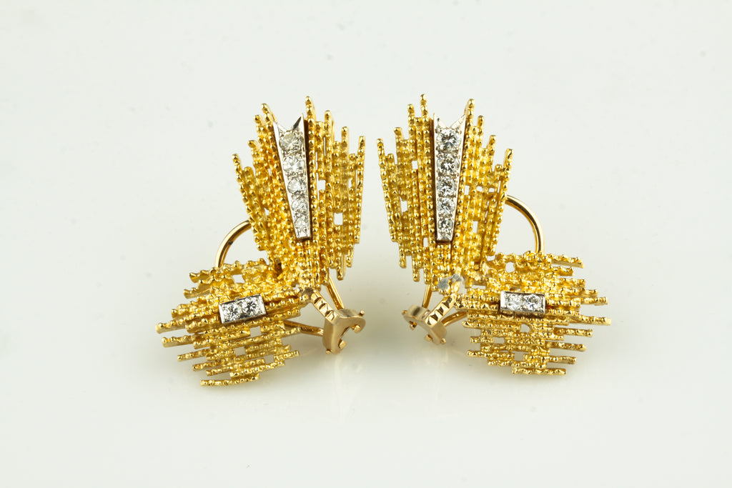 Gorgeous 18k Gold/Platinum Diamond Brooch and Earring Set 1960s TDW = 1.80 Cts