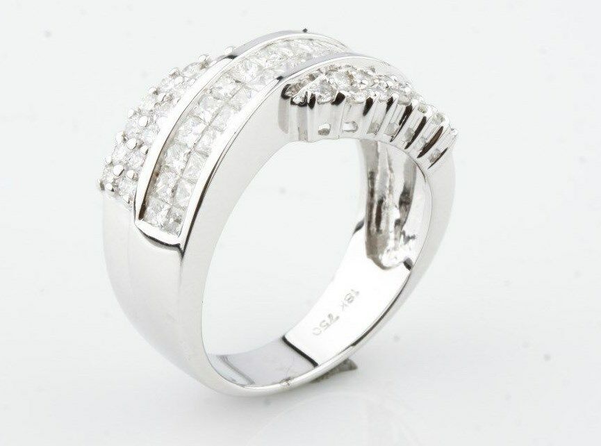 Retro 18K White Gold Princess & Round Diamond Journey Ring Beautiful Gift!