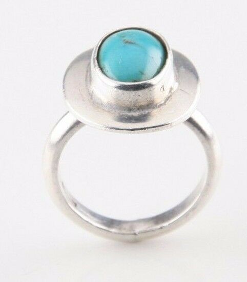 Vintage Egyptian Silver Oval Natural Turquoise Ring (Size 8) - 0.800 Silver