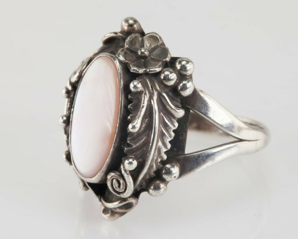 Zuni Raymond Gasper Pink Mother of Pearl Sterling Silver Ring SZ: 7.50
