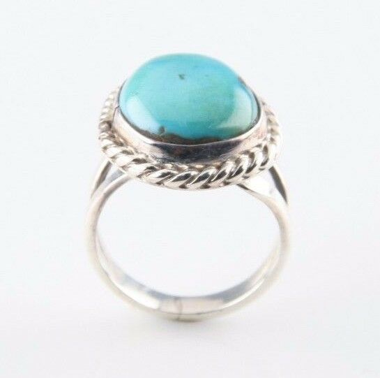 Vintage Women's Silver Ring with Blue-Green Turquoise (Size 4-1/2) Beautiful