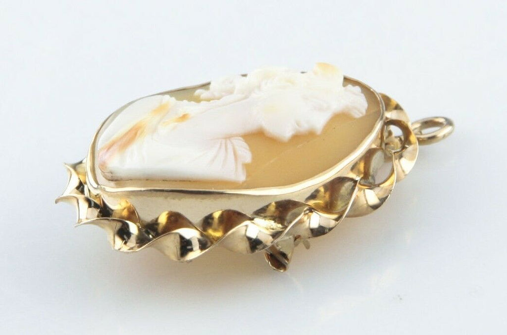 Vintage 10k Gold Ladies Cast & Hand-Crafted Shell Cameo Brooch/Pendant