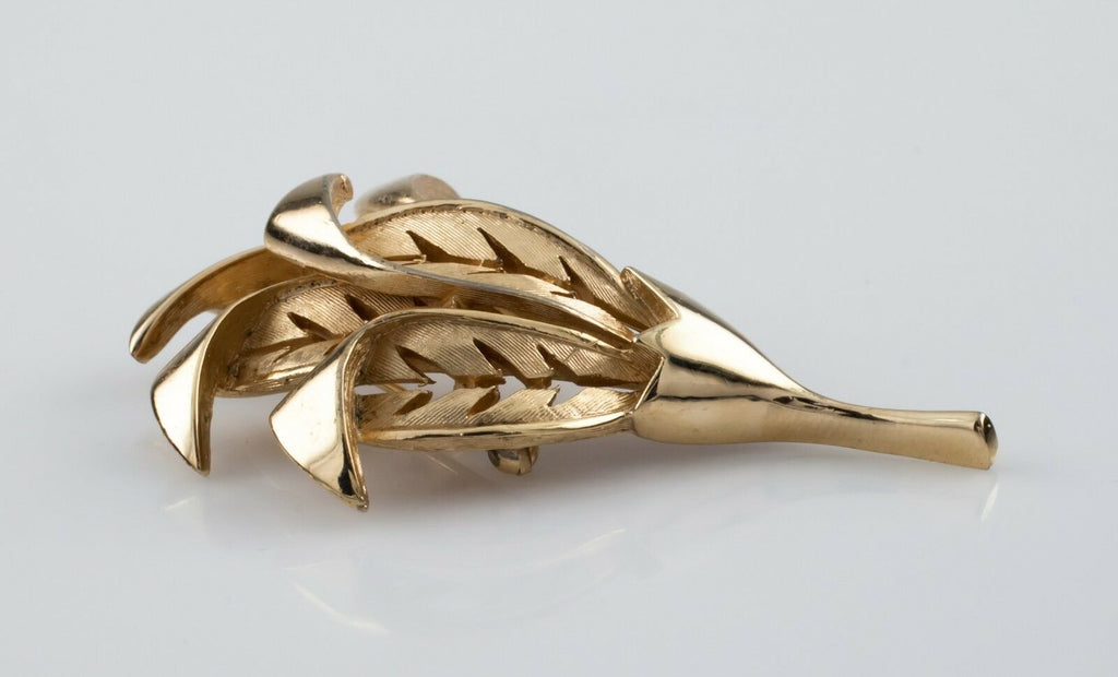 Trifari Gold-Plated Leaf Brooch! Nice Condition!