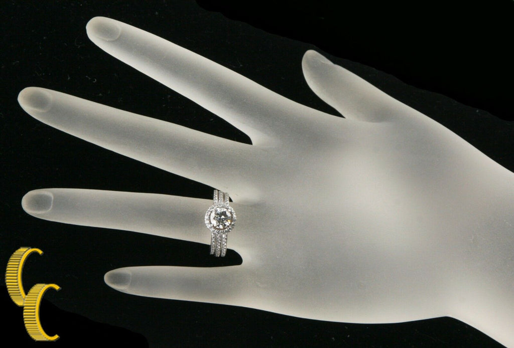0.94 carat Round Diamond 18k White Gold Three-Ring Set GIA-Certified Size 5.25