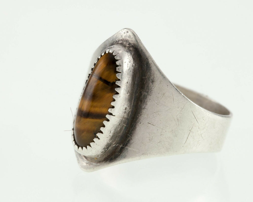 Sterling Silver Tiger's Eye Cabochon Ring Signed Denny Size 6.25