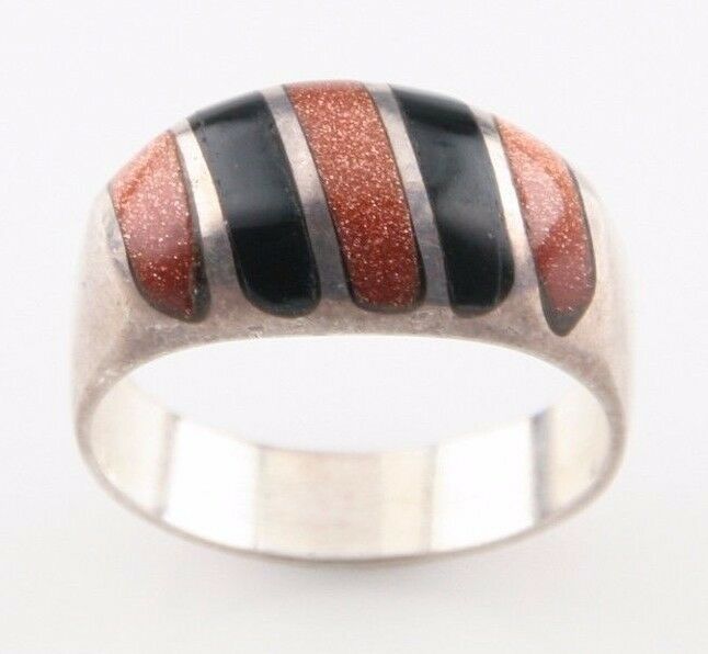 Vintage Sterling Silver Ring with Inlayed Onyx & Red Goldstone (Size 8-1/2)