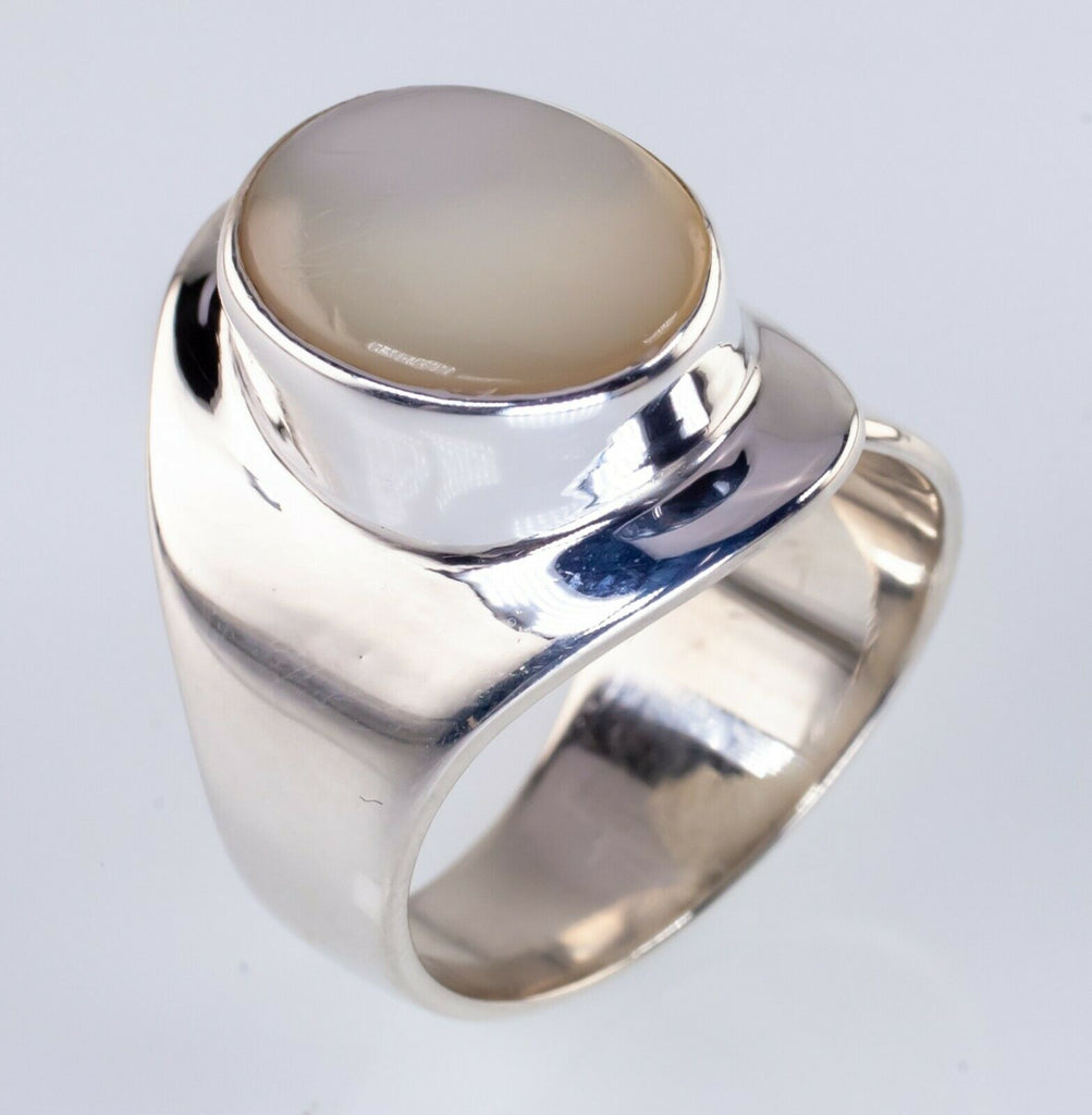 ATI Mexico Sterling Silver Mother of Pearl Ring Size 8